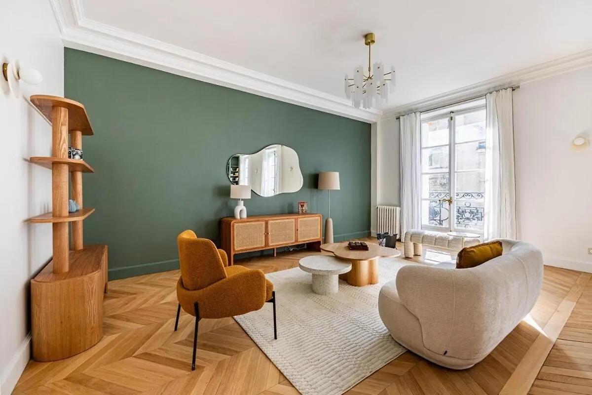 Luxurious 4 Bedroom Apartment, La Muette Párizs Apartman