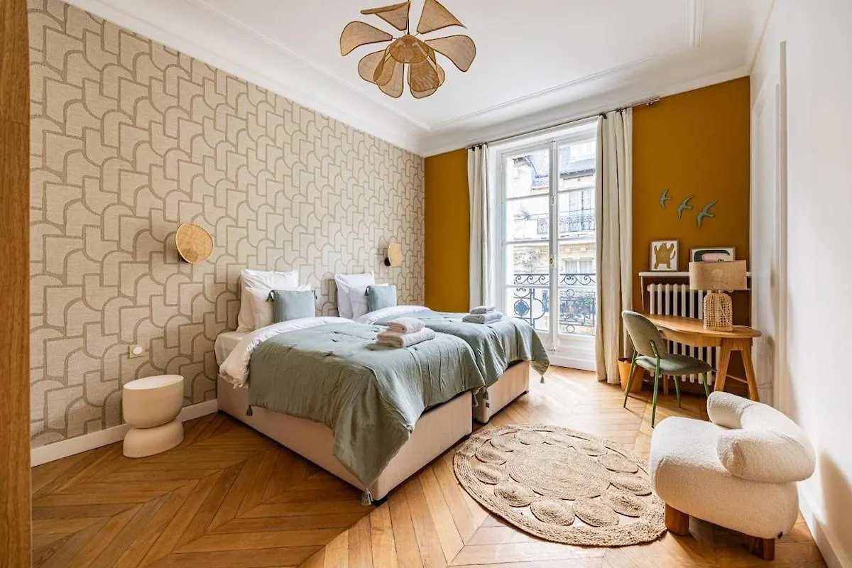 Apartman Luxurious 4 Bedroom Apartment, La Muette Párizs