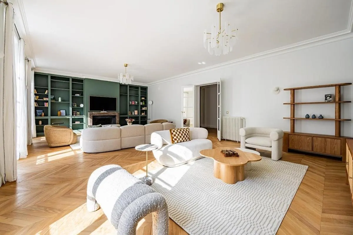 דירה פריז Luxurious 4 Bedroom Apartment, La Muette