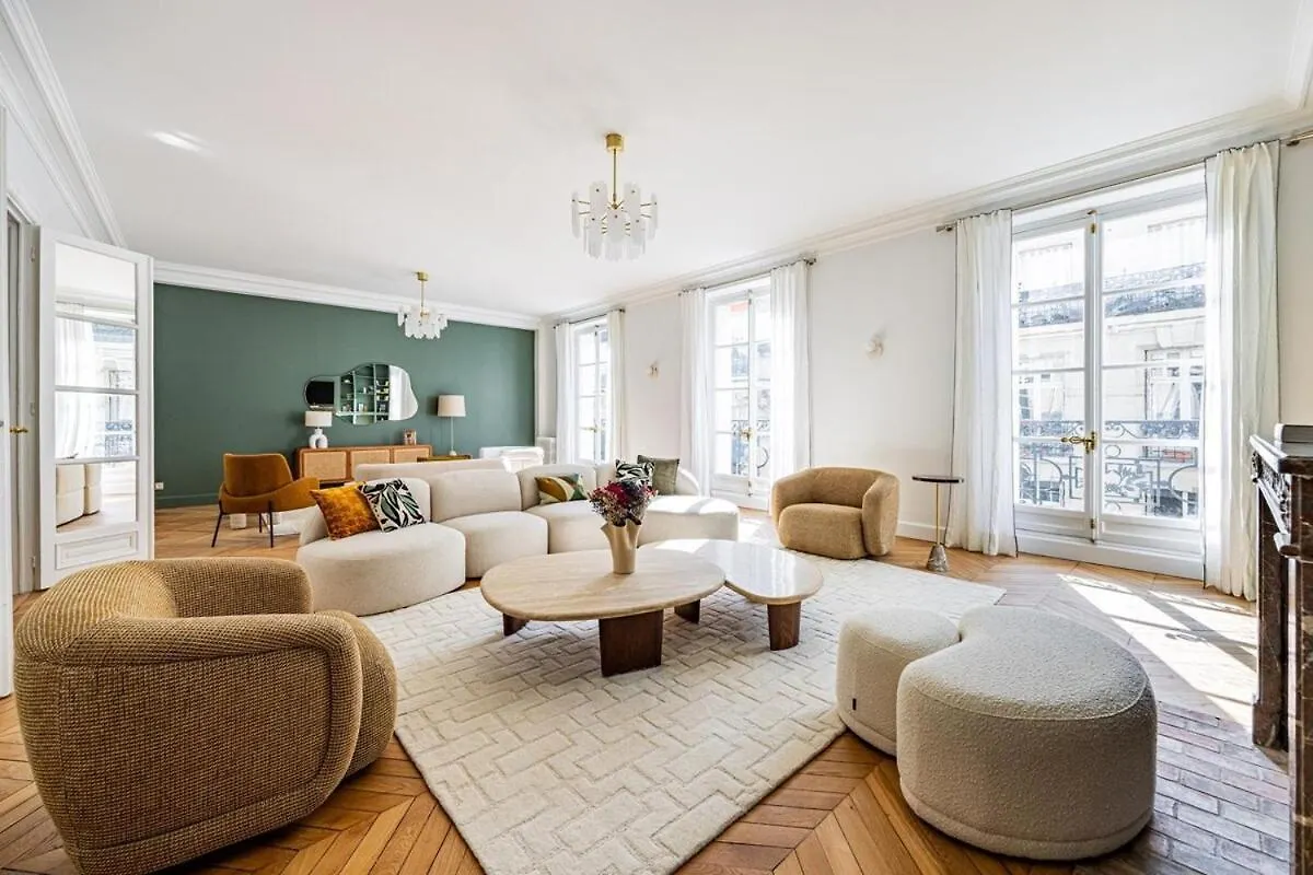 פריז Luxurious 4 Bedroom Apartment, La Muette צרפת